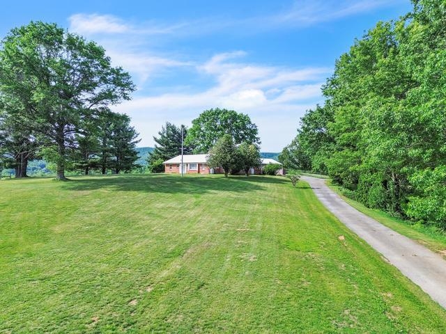 6560 NE Cleburne Boulevard NE Dublin VA 24084
