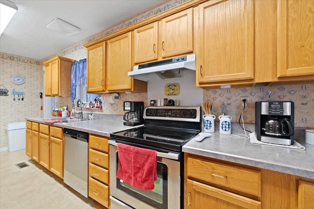 6560 NE Cleburne Boulevard NE Dublin VA 24084