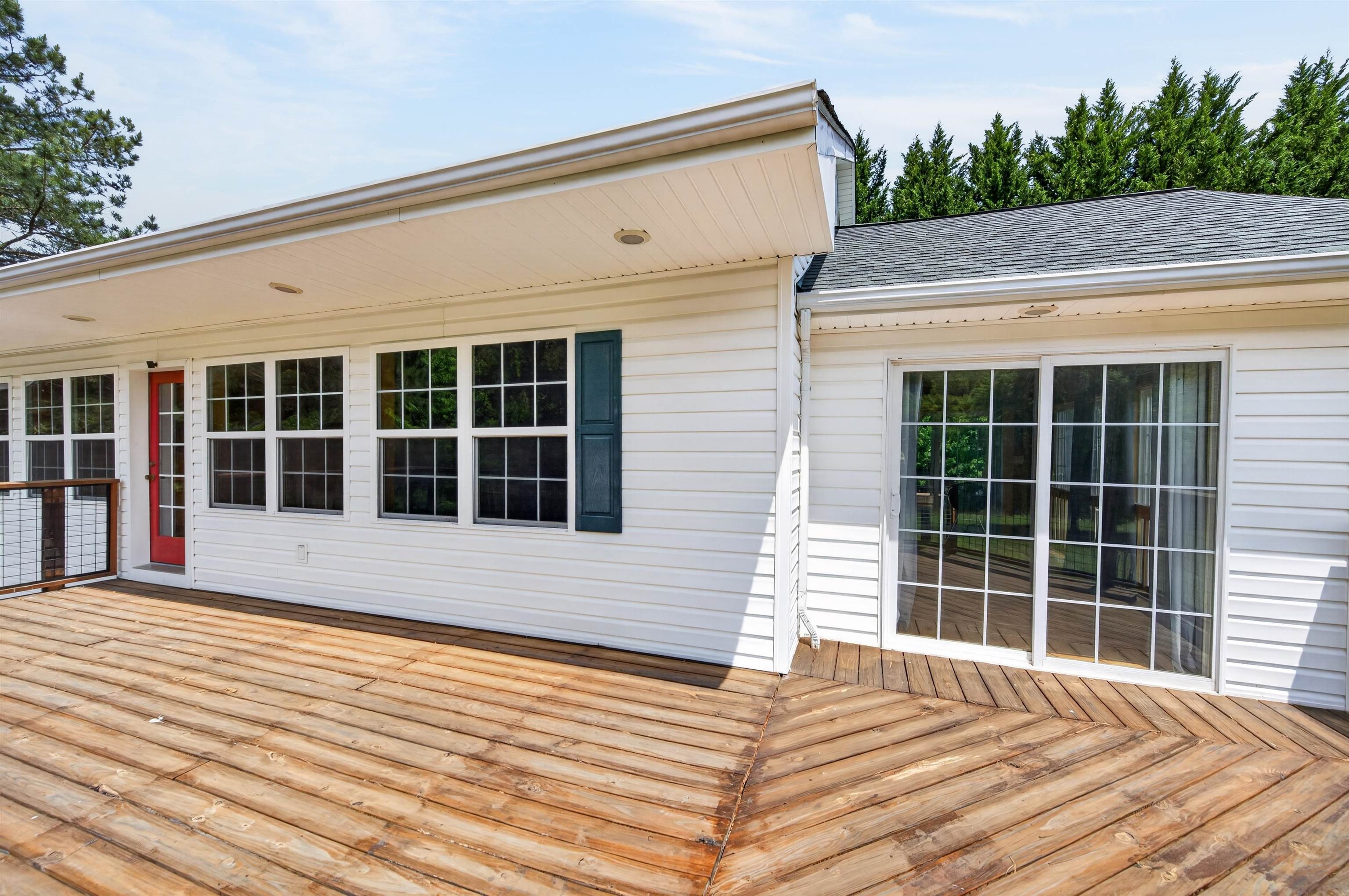 4120 Clarks Ferry Road Draper VA 24324