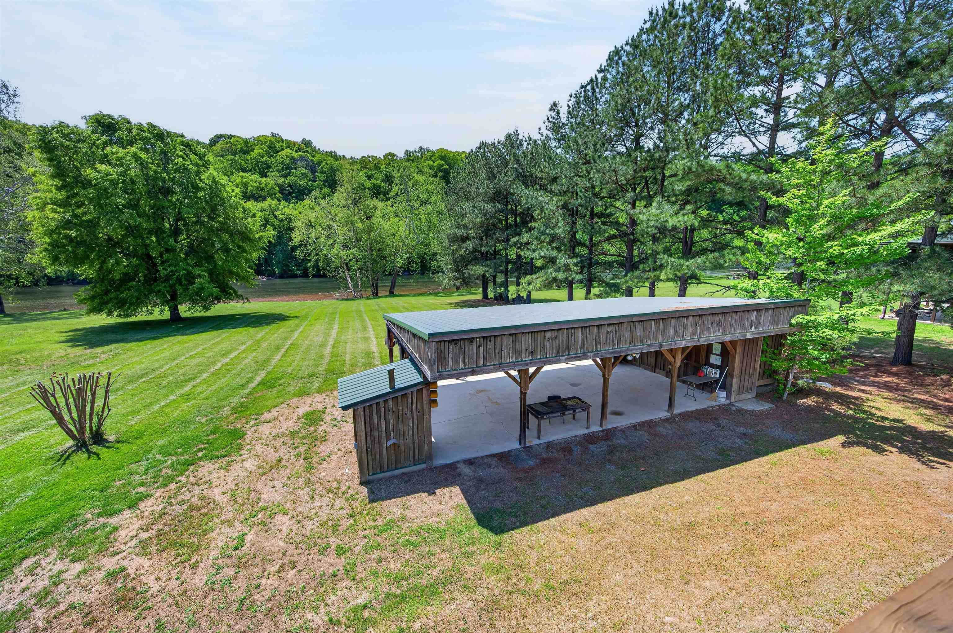 4120 Clarks Ferry Road Draper VA 24324