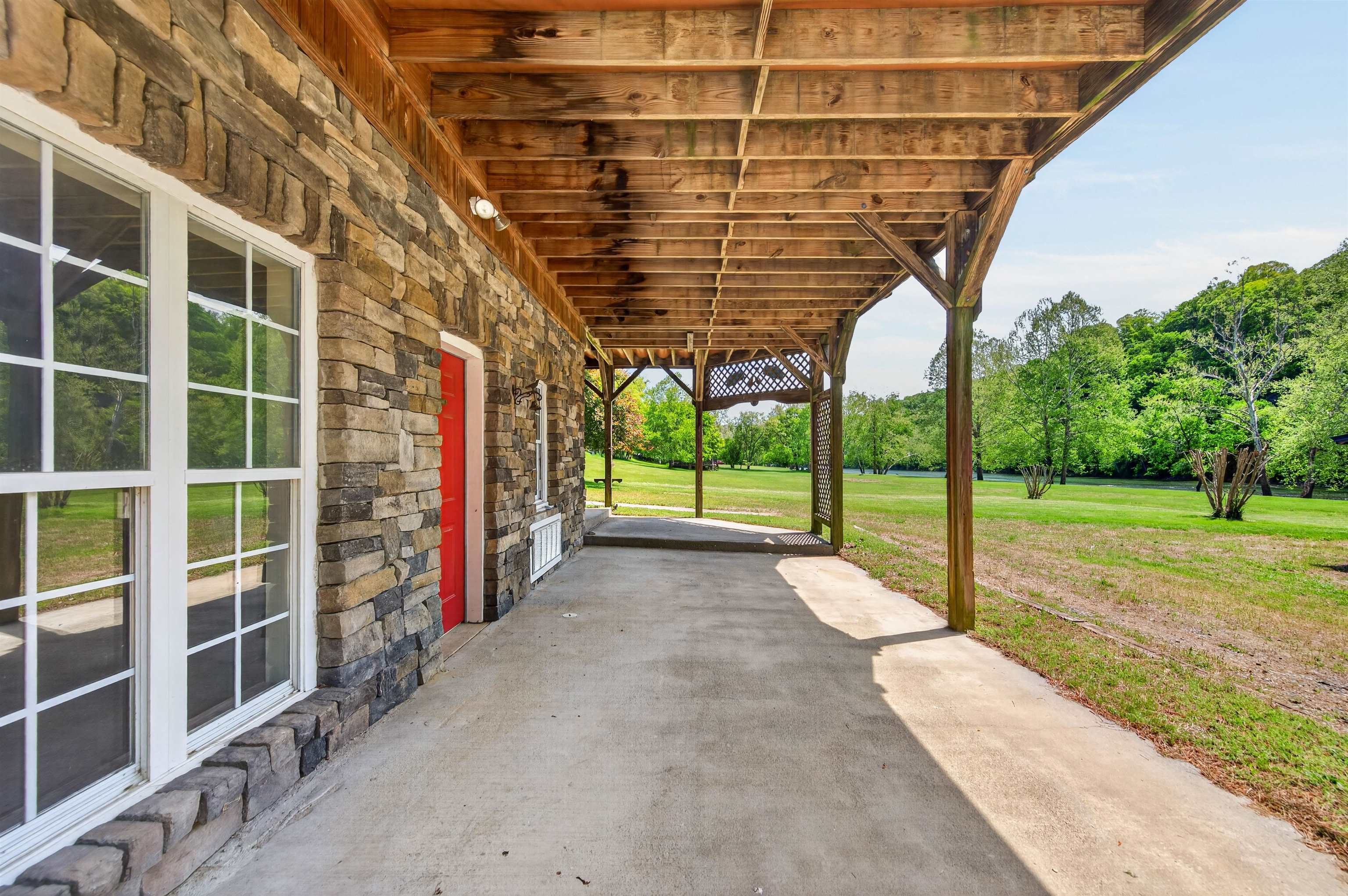 4120 Clarks Ferry Road Draper VA 24324
