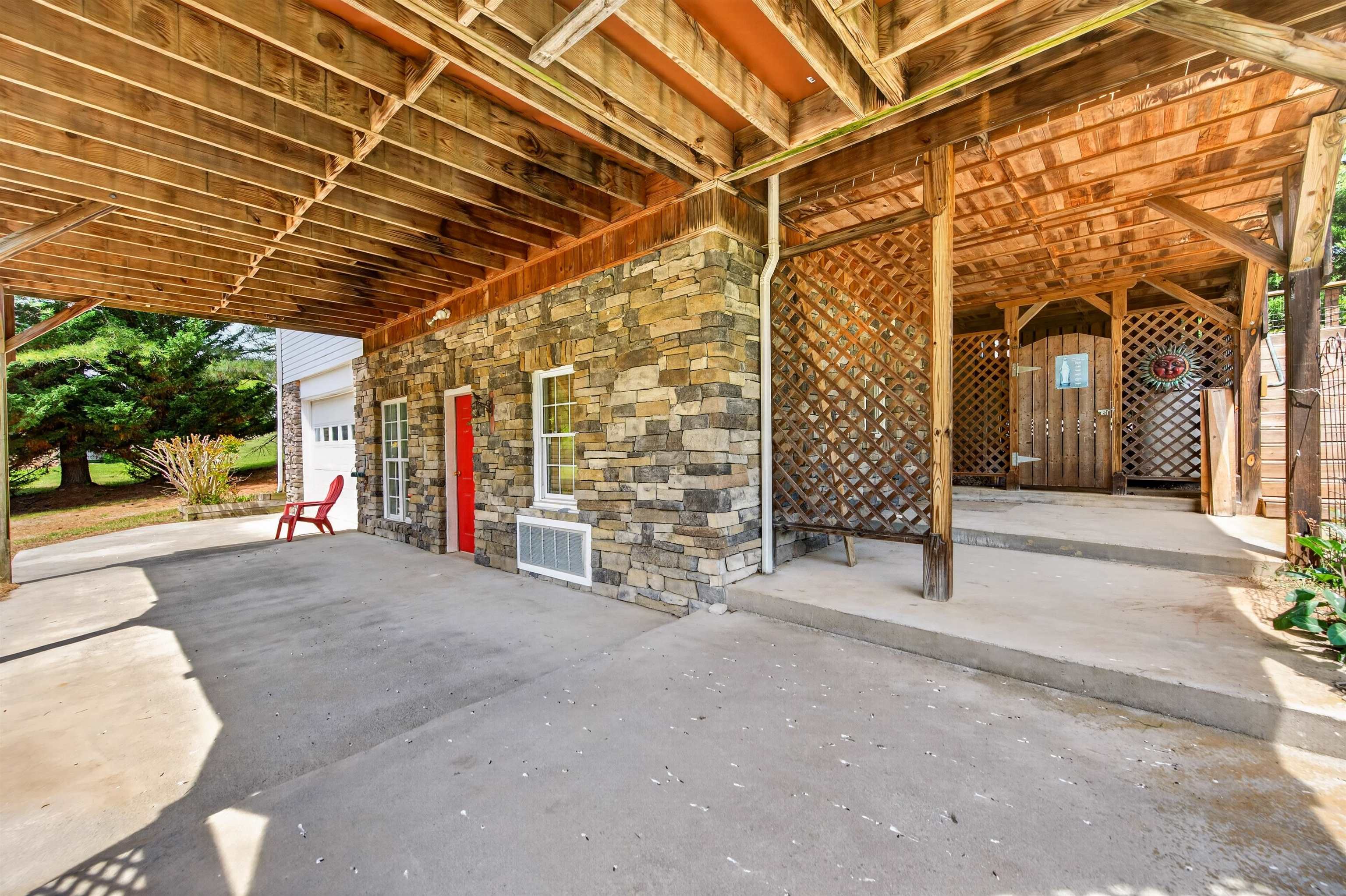 4120 Clarks Ferry Road Draper VA 24324