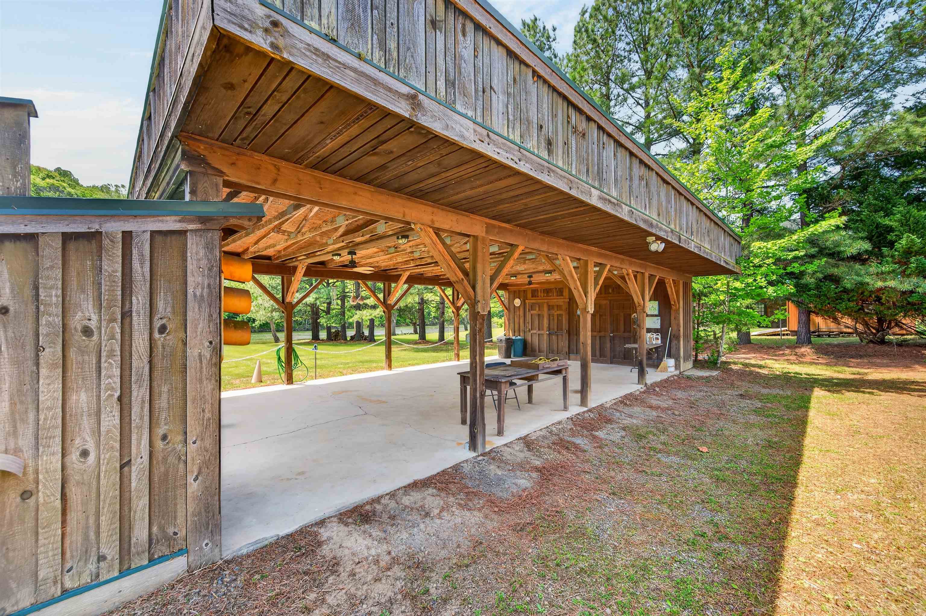 4120 Clarks Ferry Road Draper VA 24324