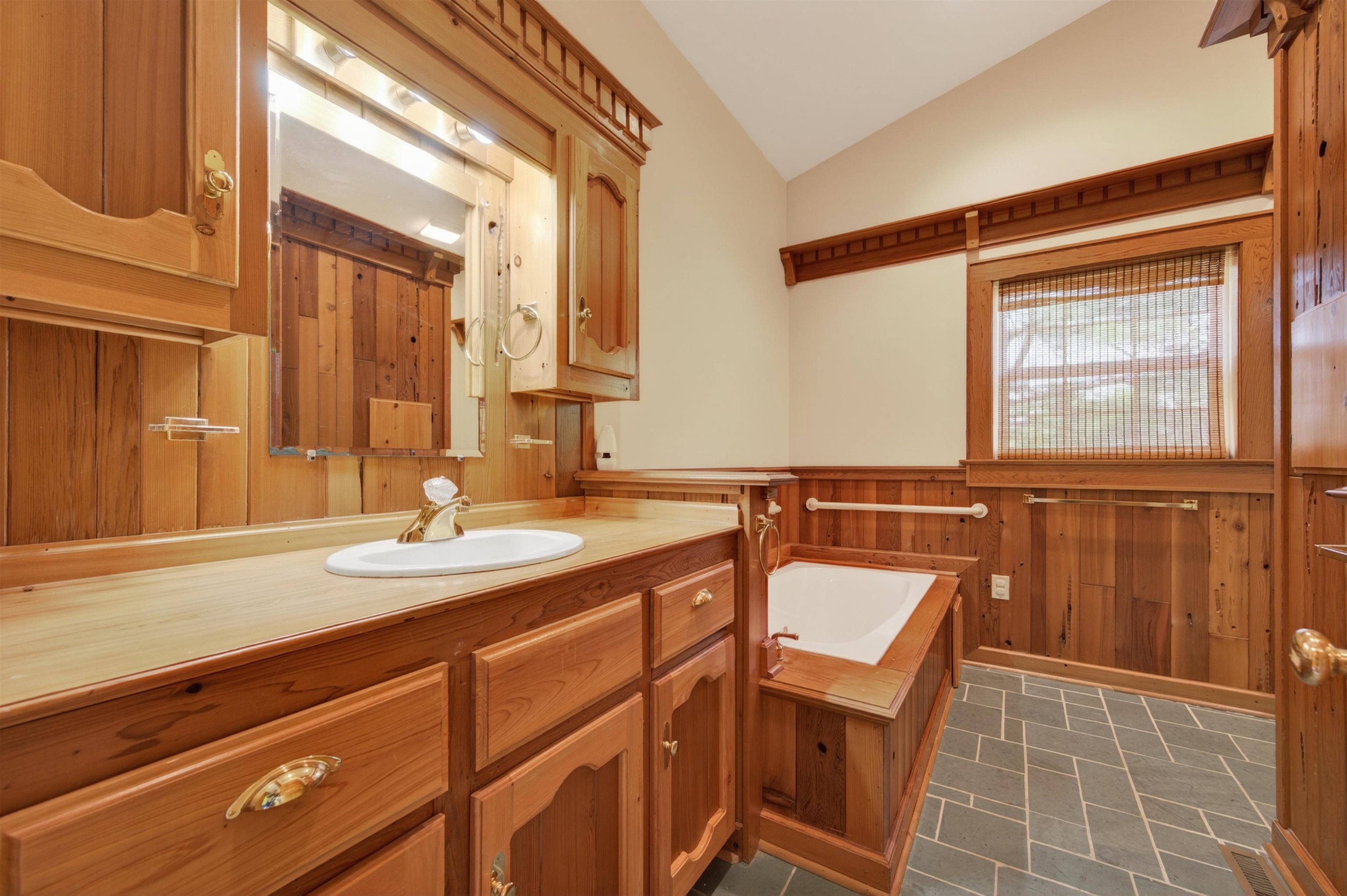 4120 Clarks Ferry Road Draper VA 24324