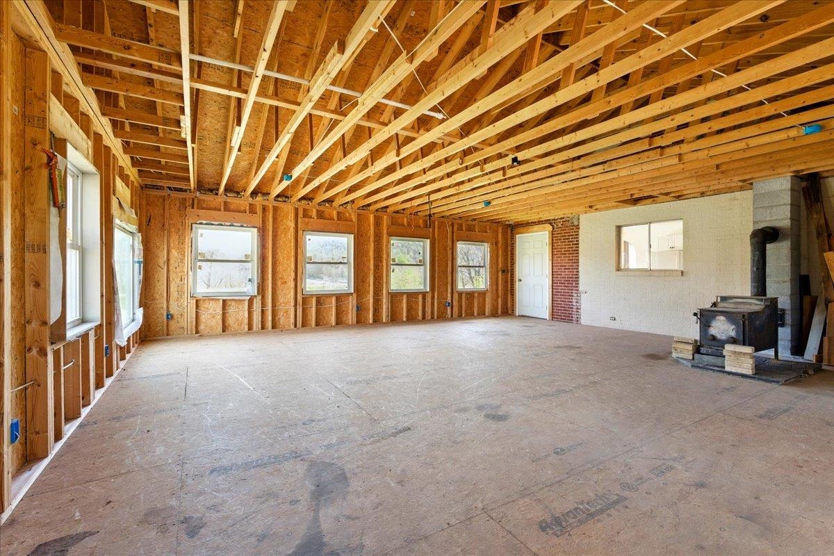 2351 Reese Mountain Road Elliston VA 24087