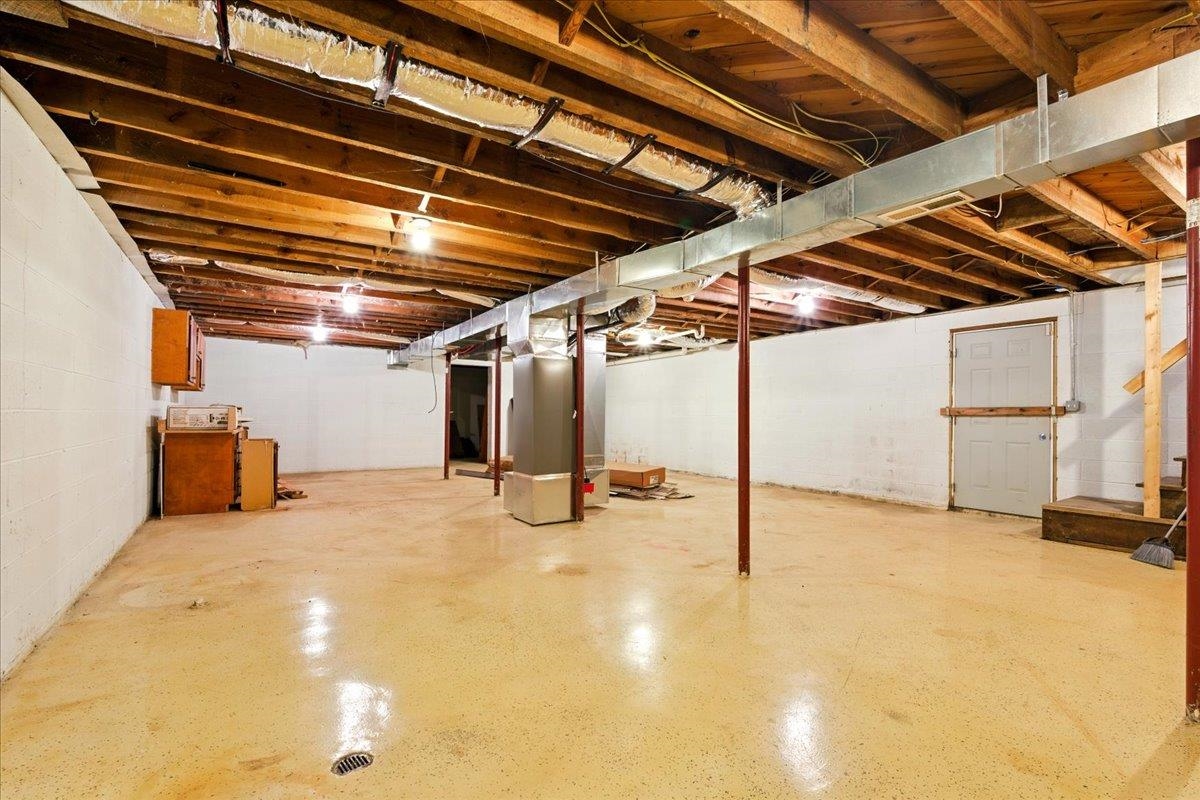 2351 Reese Mountain Road Elliston VA 24087