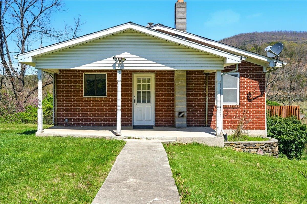 2351 Reese Mountain Road Elliston VA 24087