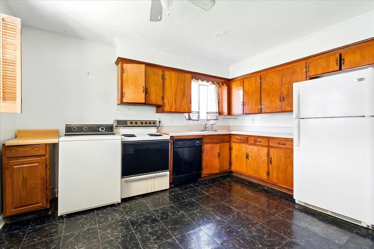 2351 Reese Mountain Road Elliston VA 24087