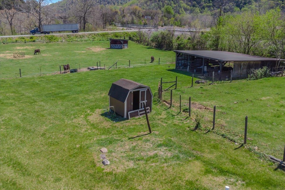 2351 Reese Mountain Road Elliston VA 24087