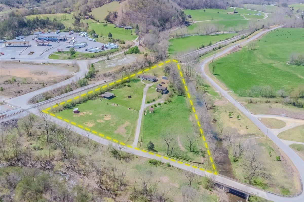 2351 Reese Mountain Road Elliston VA 24087