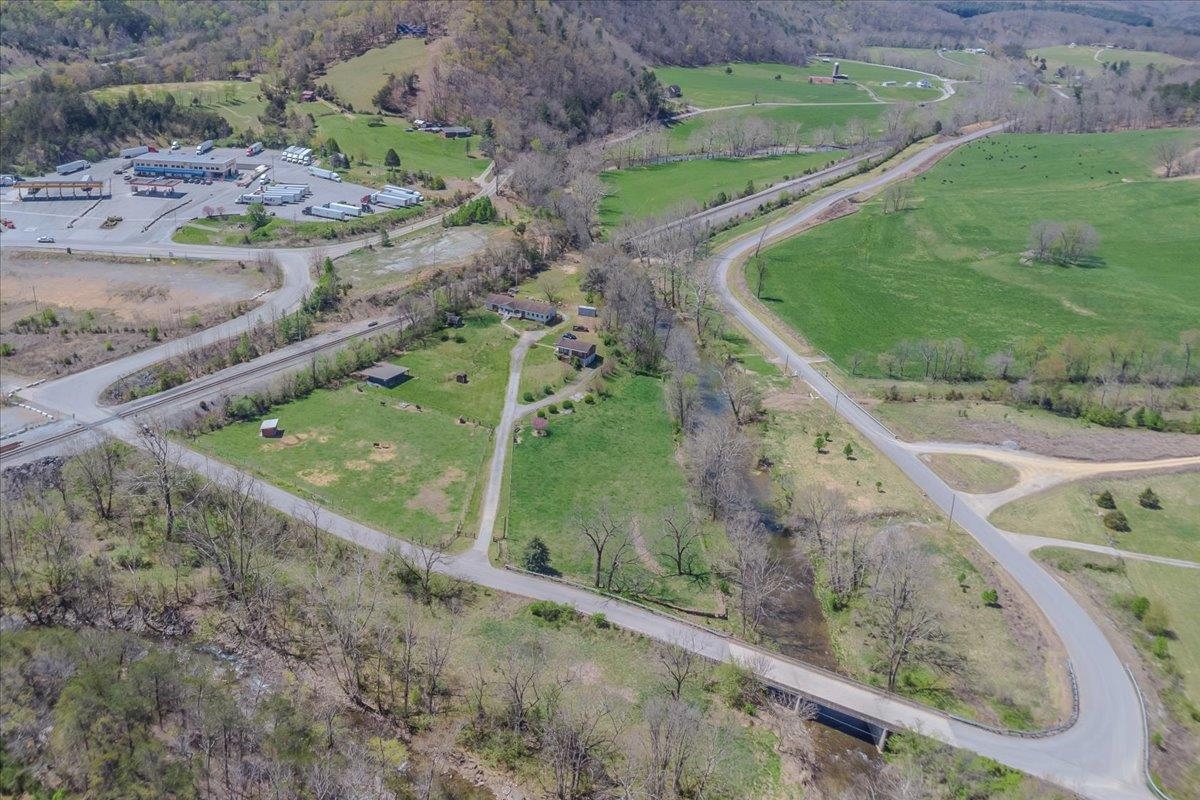 2351 Reese Mountain Road Elliston VA 24087