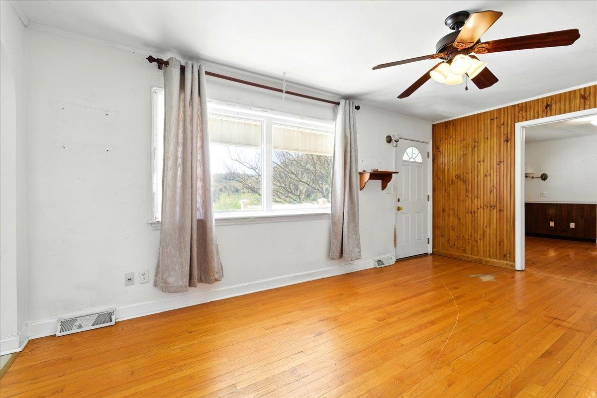 2351 Reese Mountain Road Elliston VA 24087