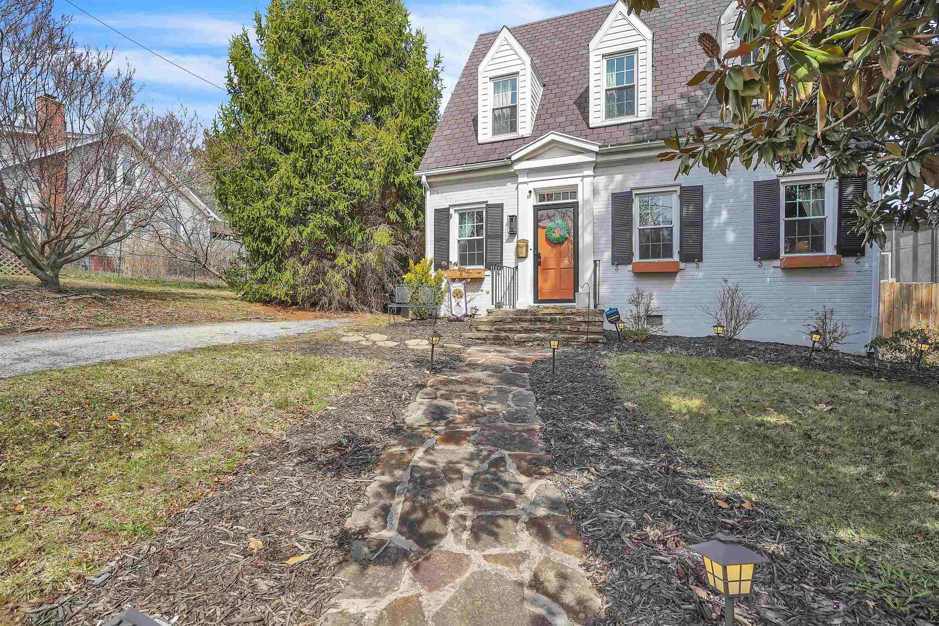 102 12th Street NW Pulaski VA 24301