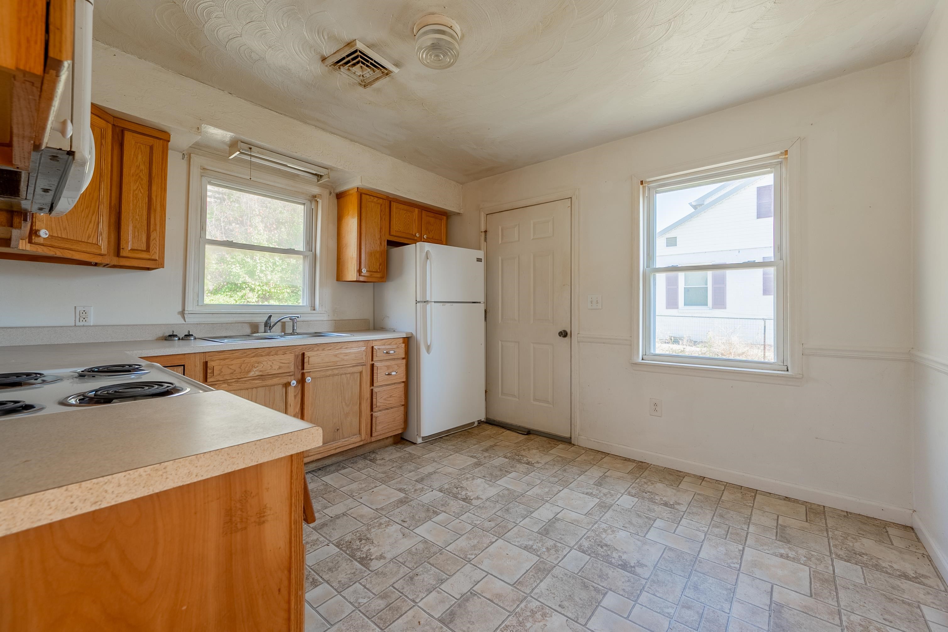 303 Fairview Street Narrows VA 24124