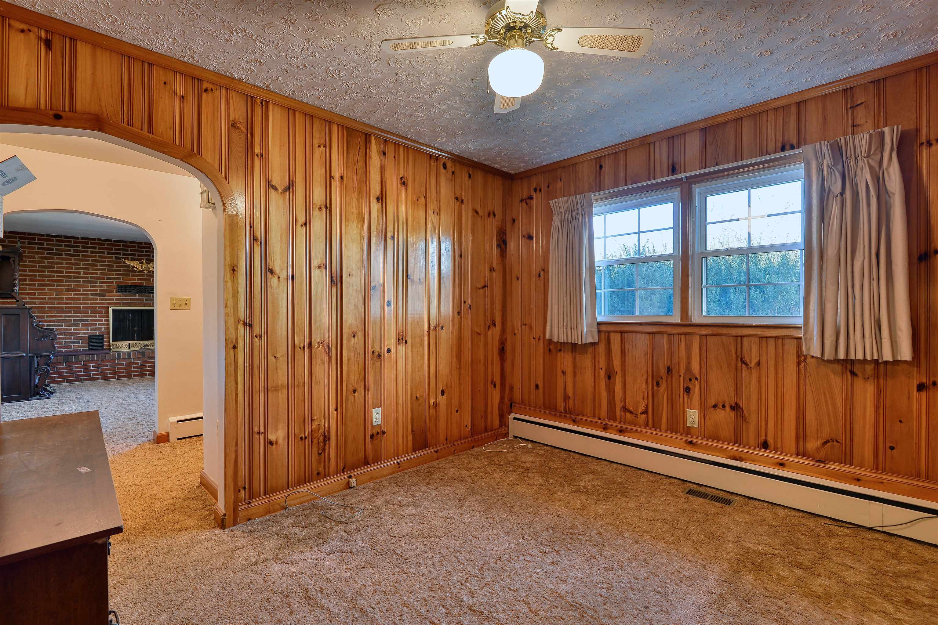 187 Christiansburg Pike NE Floyd VA 24091