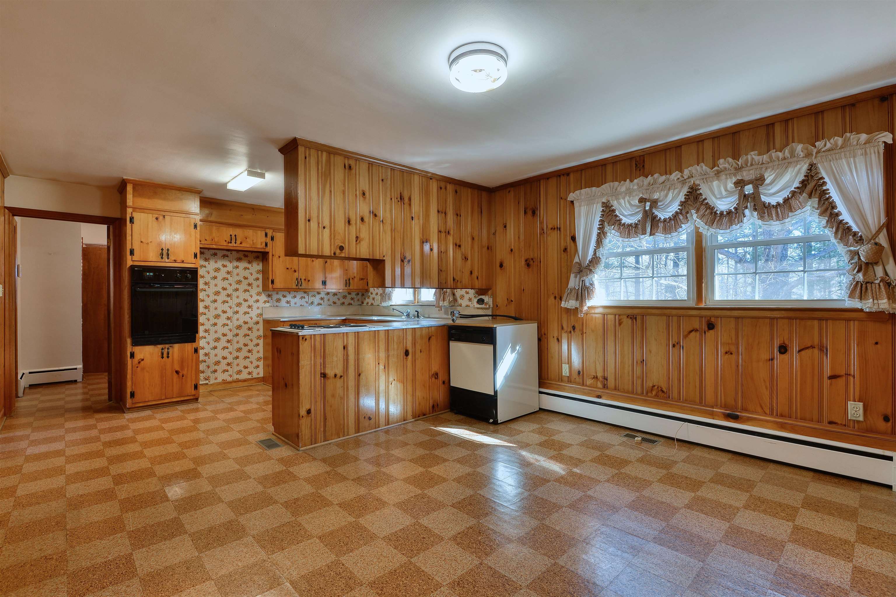 187 Christiansburg Pike NE Floyd VA 24091