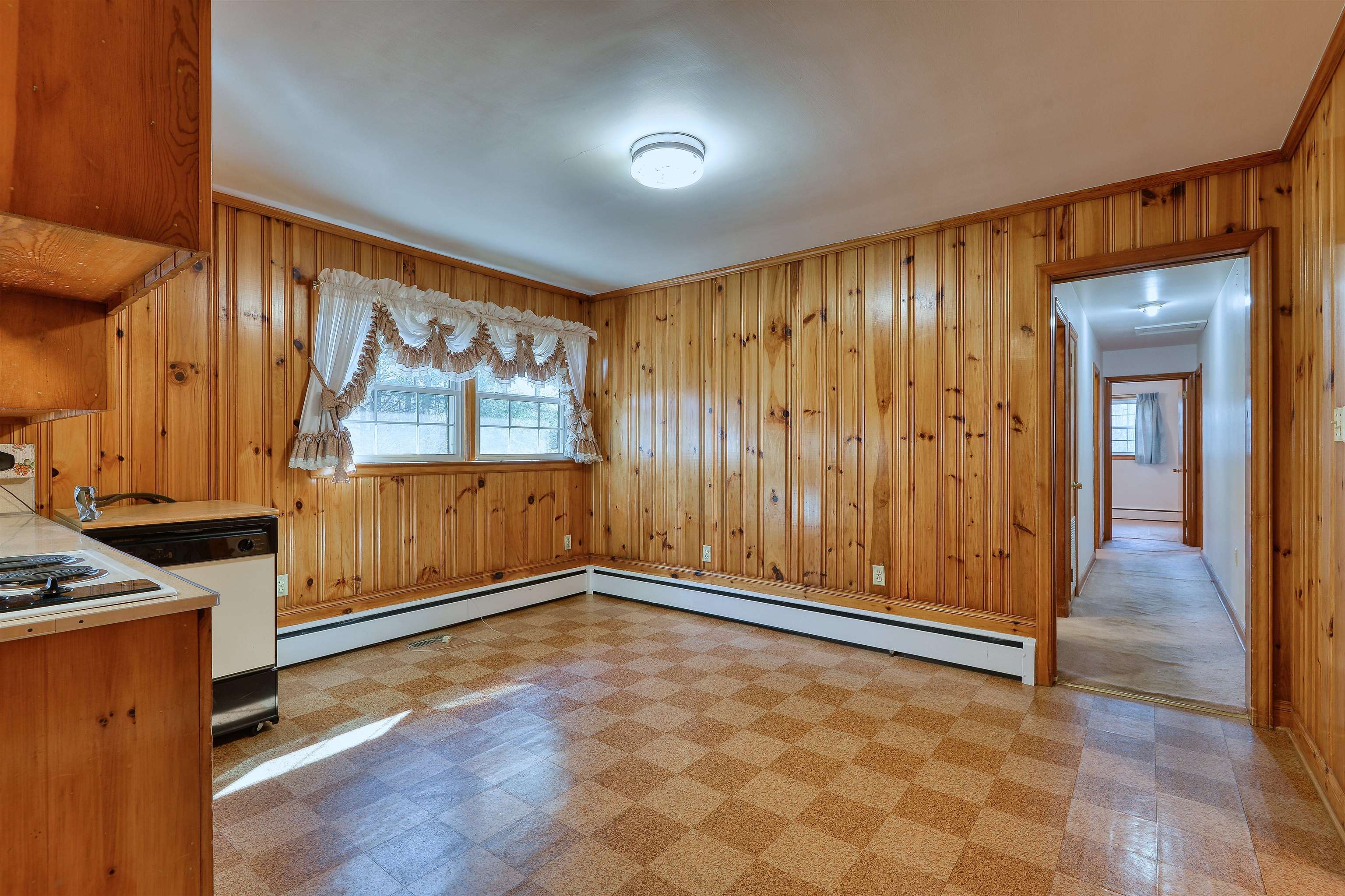 187 Christiansburg Pike NE Floyd VA 24091