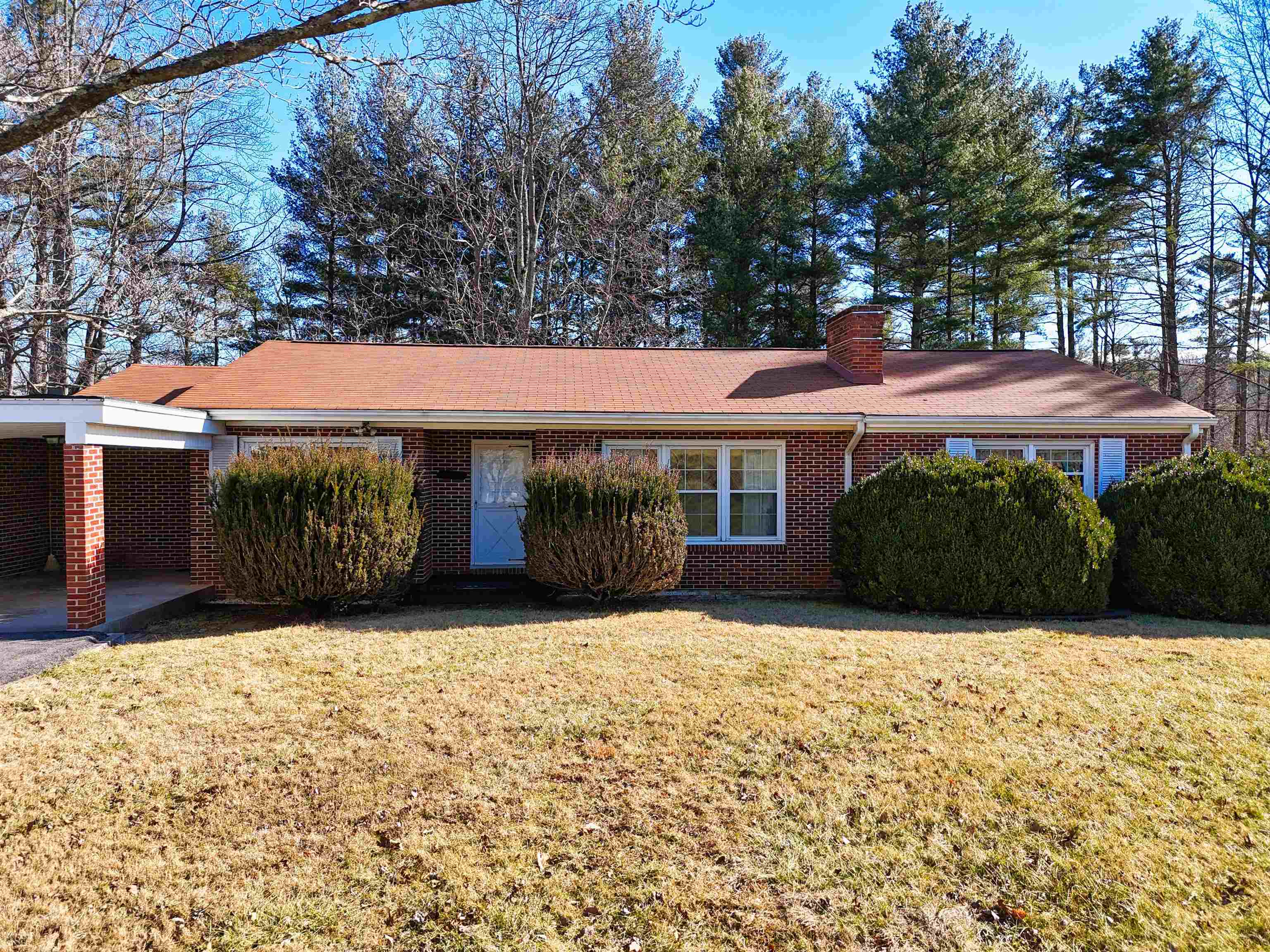 187 Christiansburg Pike NE Floyd VA 24091