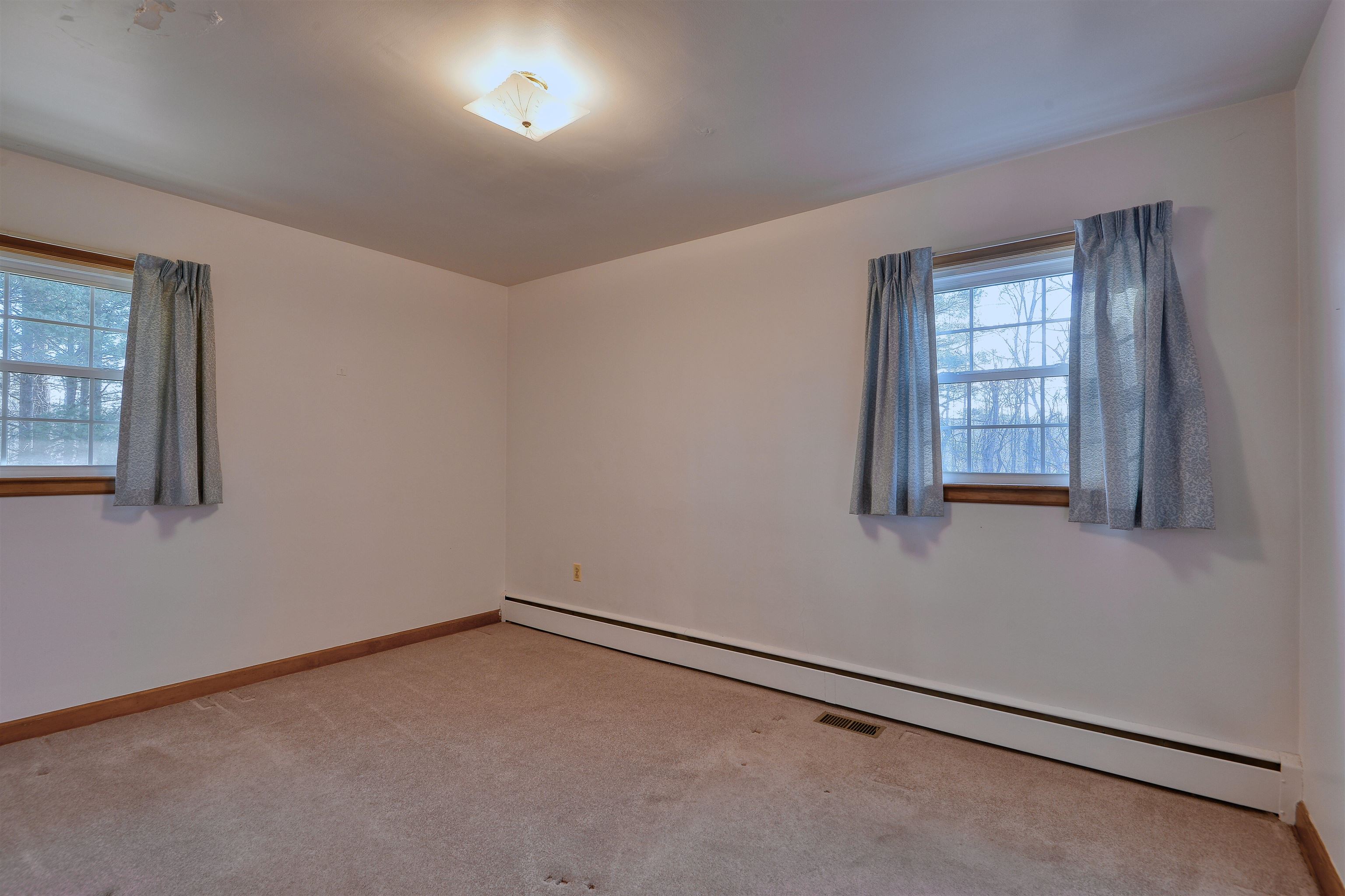 187 Christiansburg Pike NE Floyd VA 24091