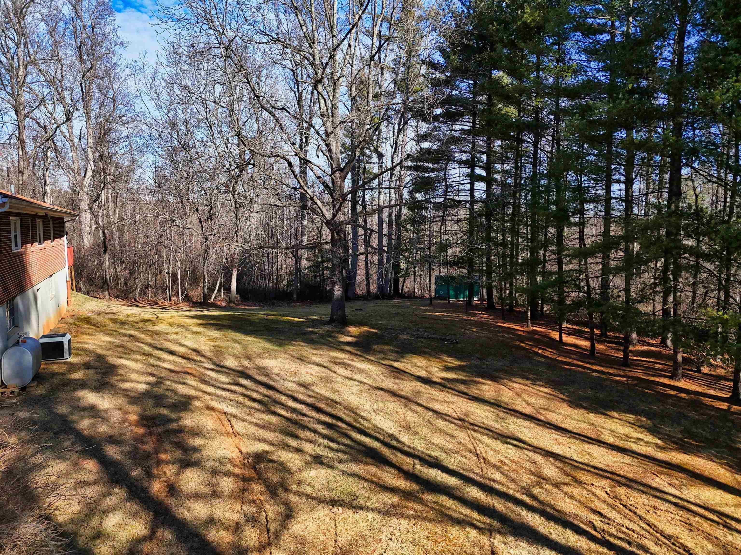 187 Christiansburg Pike NE Floyd VA 24091