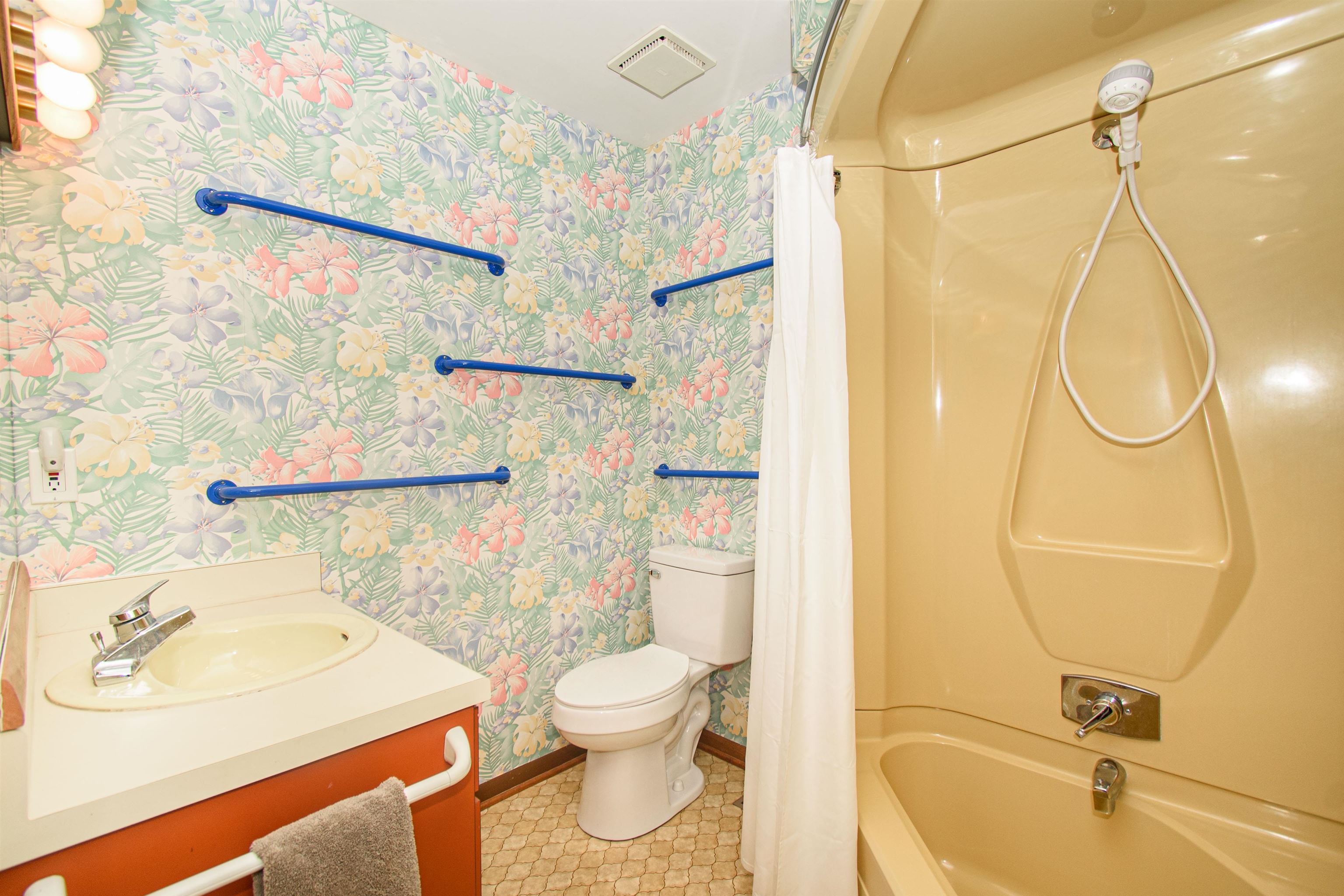 3624 Laurel Drive Blacksburg VA 24060