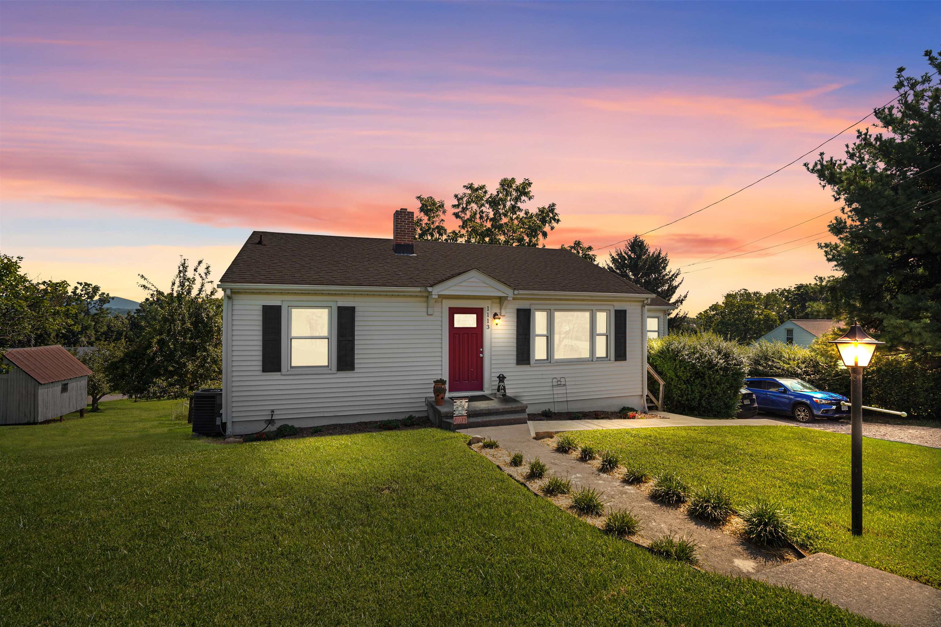 1113 Mountain Avenue Salem VA 24153
