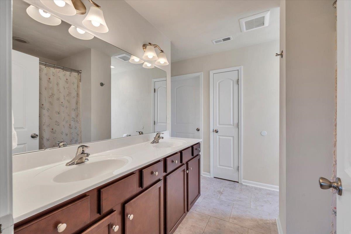 1140 Crosscreek Drive Christiansburg VA 24073