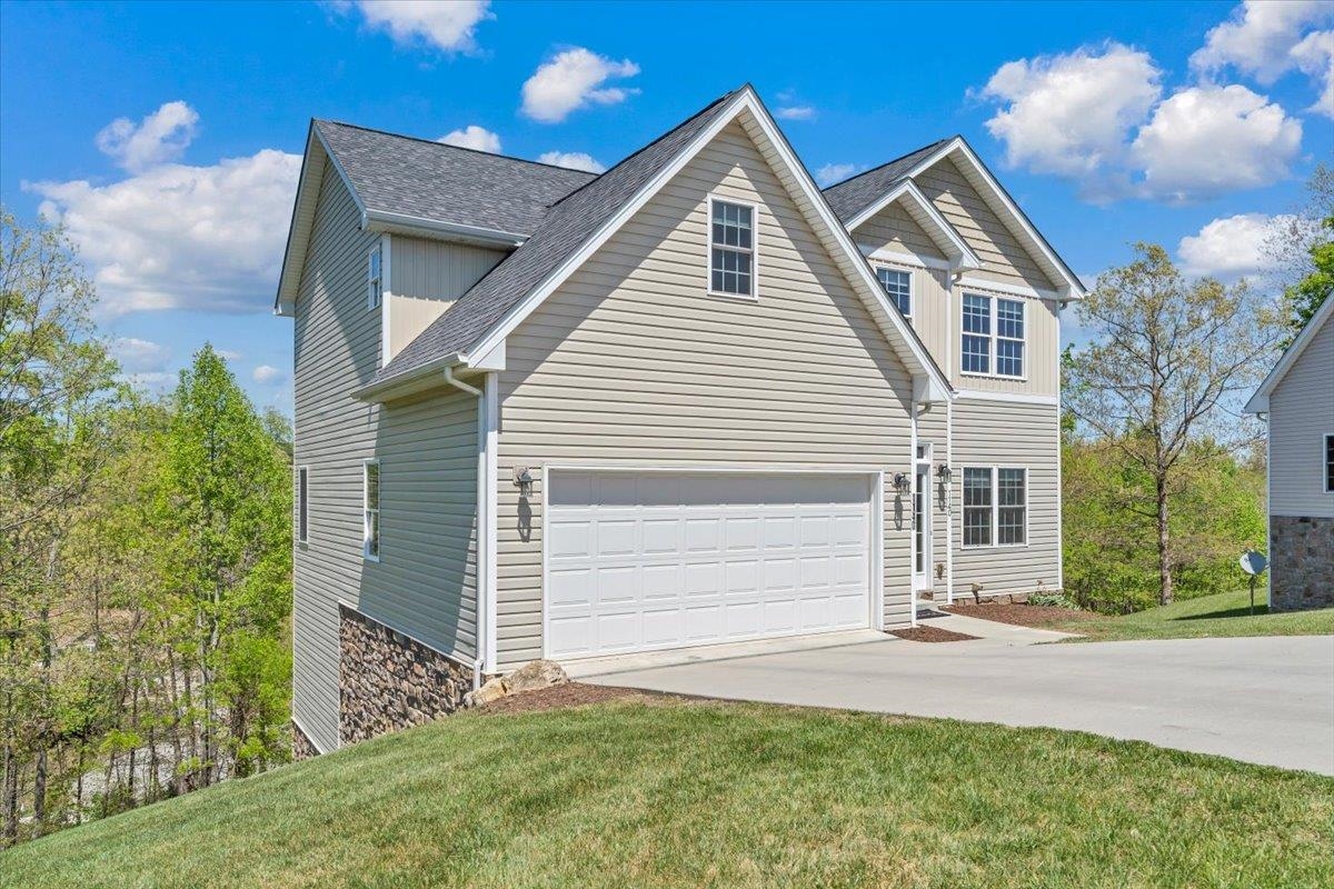 1140 Crosscreek Drive Christiansburg VA 24073