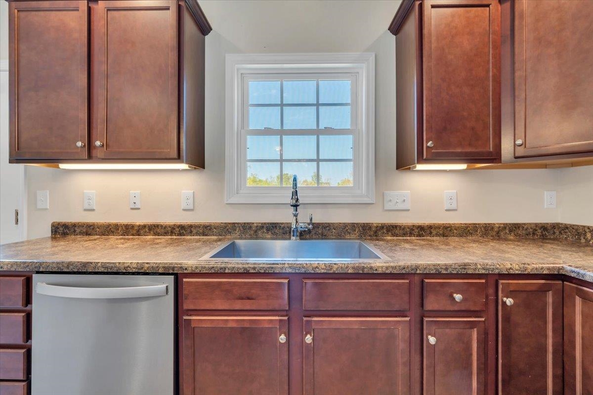 1140 Crosscreek Drive Christiansburg VA 24073