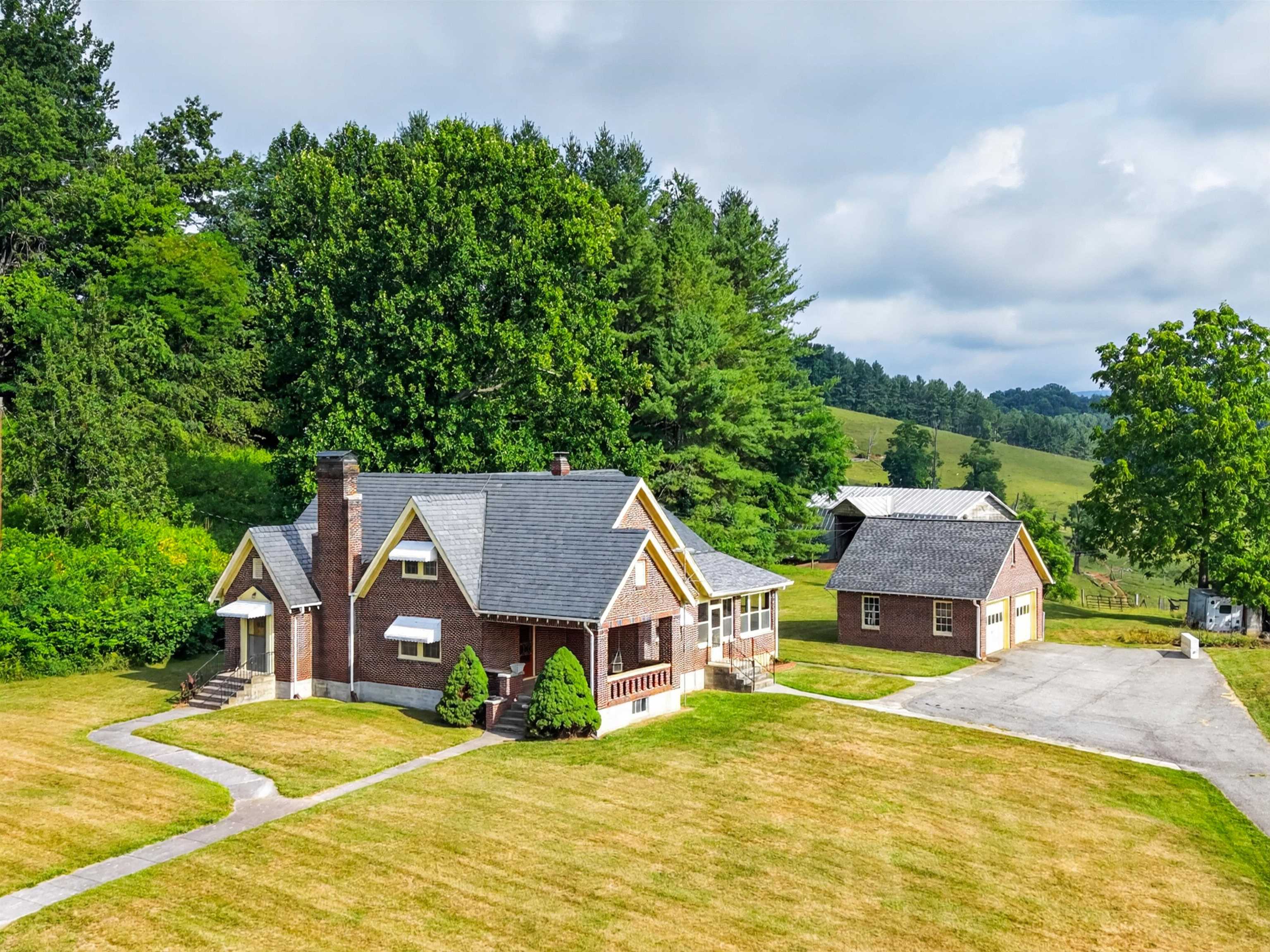 3172 Floyd Highway S Floyd VA 24091