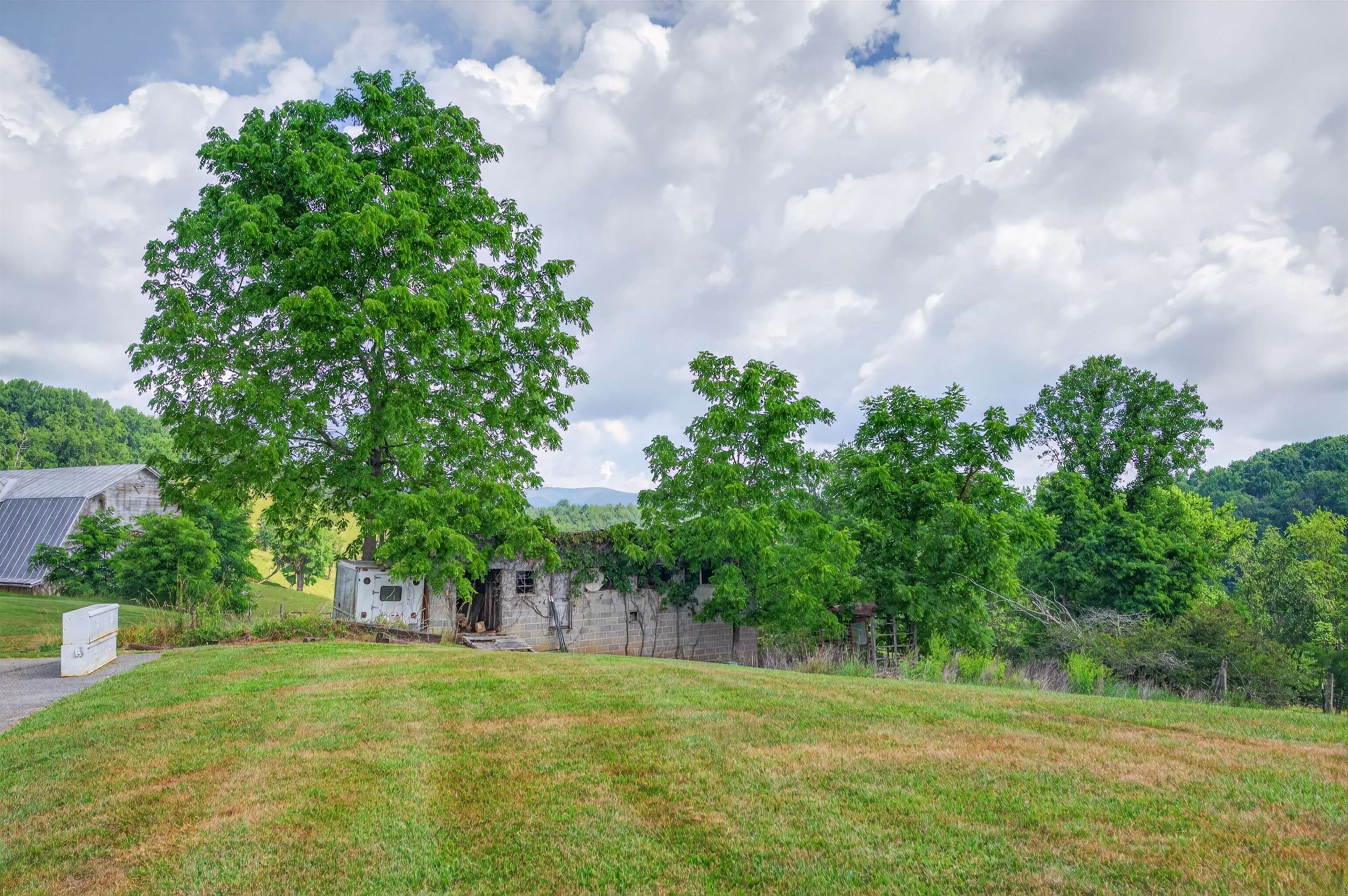 3172 Floyd Highway S Floyd VA 24091
