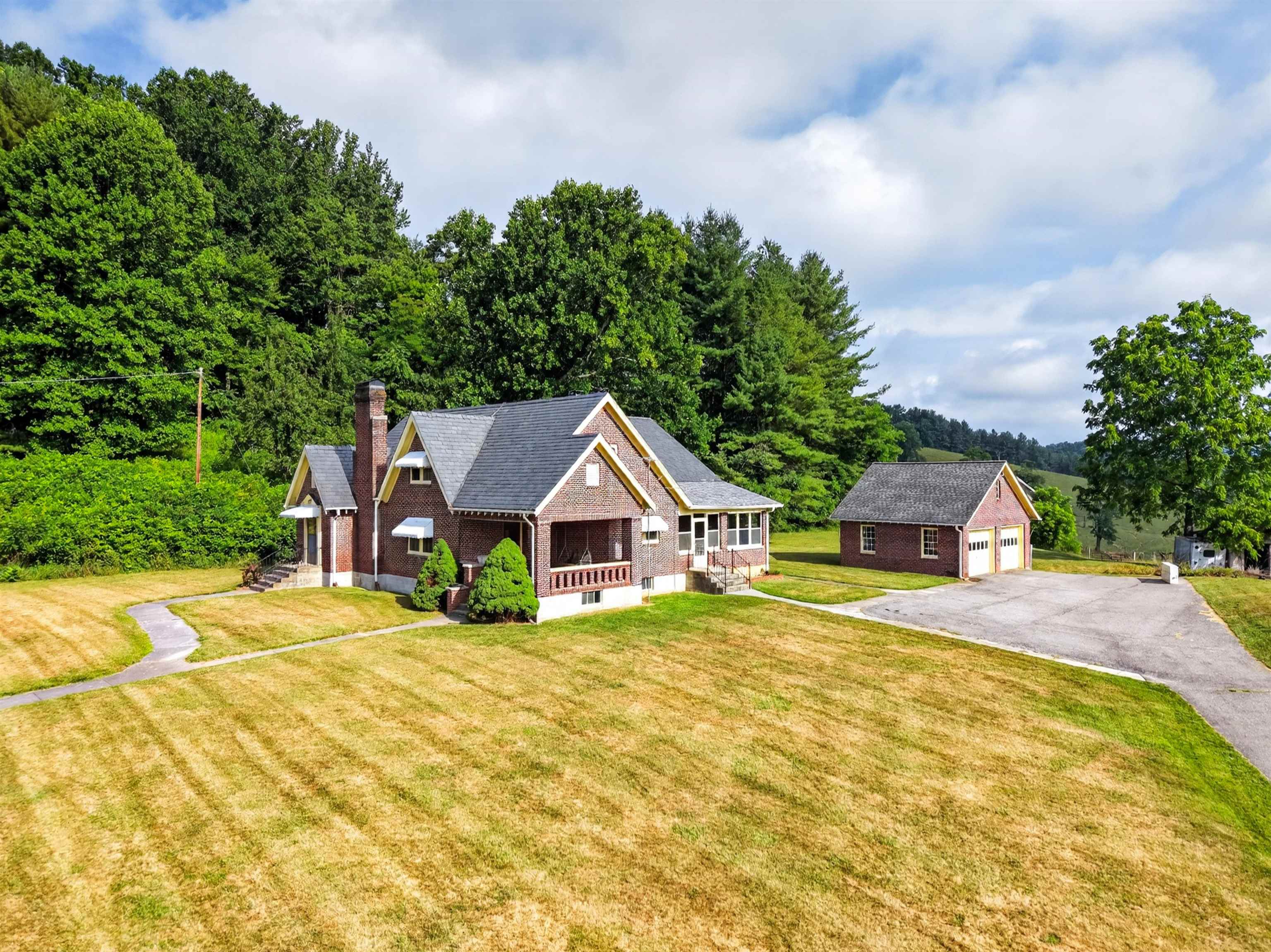 3172 Floyd Highway S Floyd VA 24091