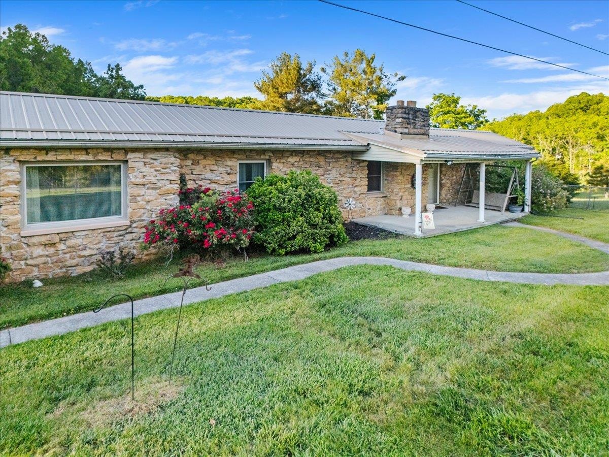 450 Mount Pleasant Roads Christiansburg VA 24073