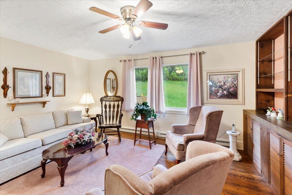 450 Mount Pleasant Roads Christiansburg VA 24073
