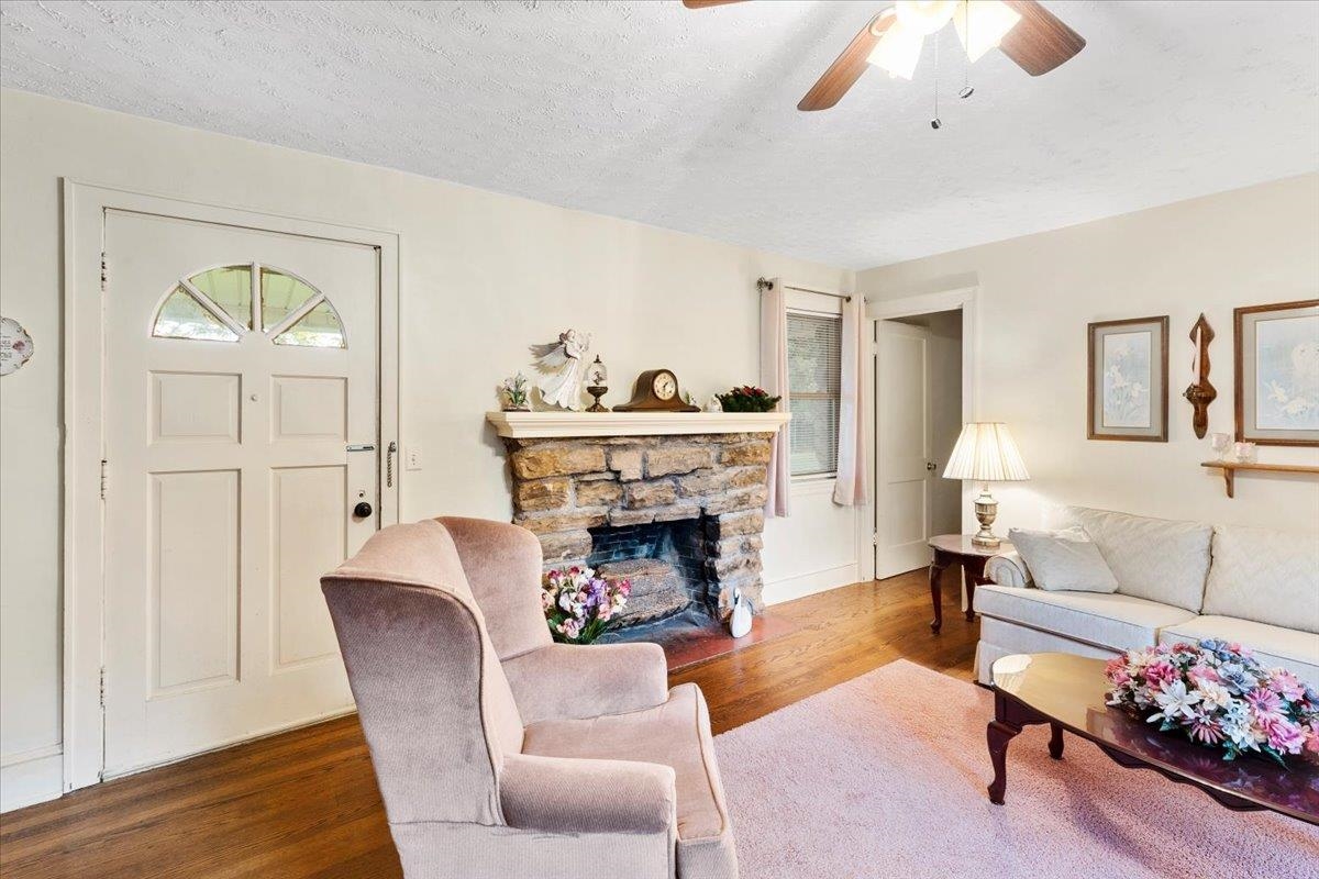 450 Mount Pleasant Roads Christiansburg VA 24073