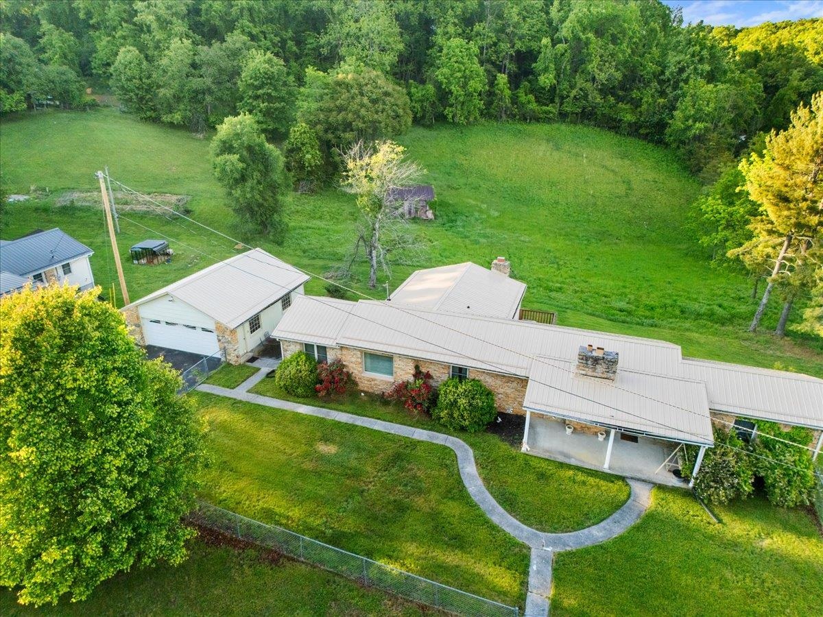 450 Mount Pleasant Roads Christiansburg VA 24073