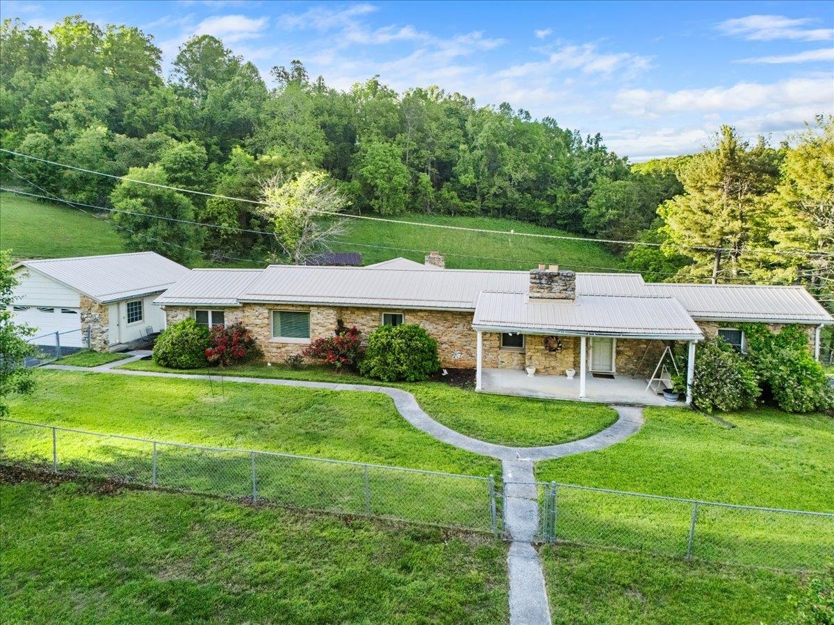 450 Mount Pleasant Roads Christiansburg VA 24073