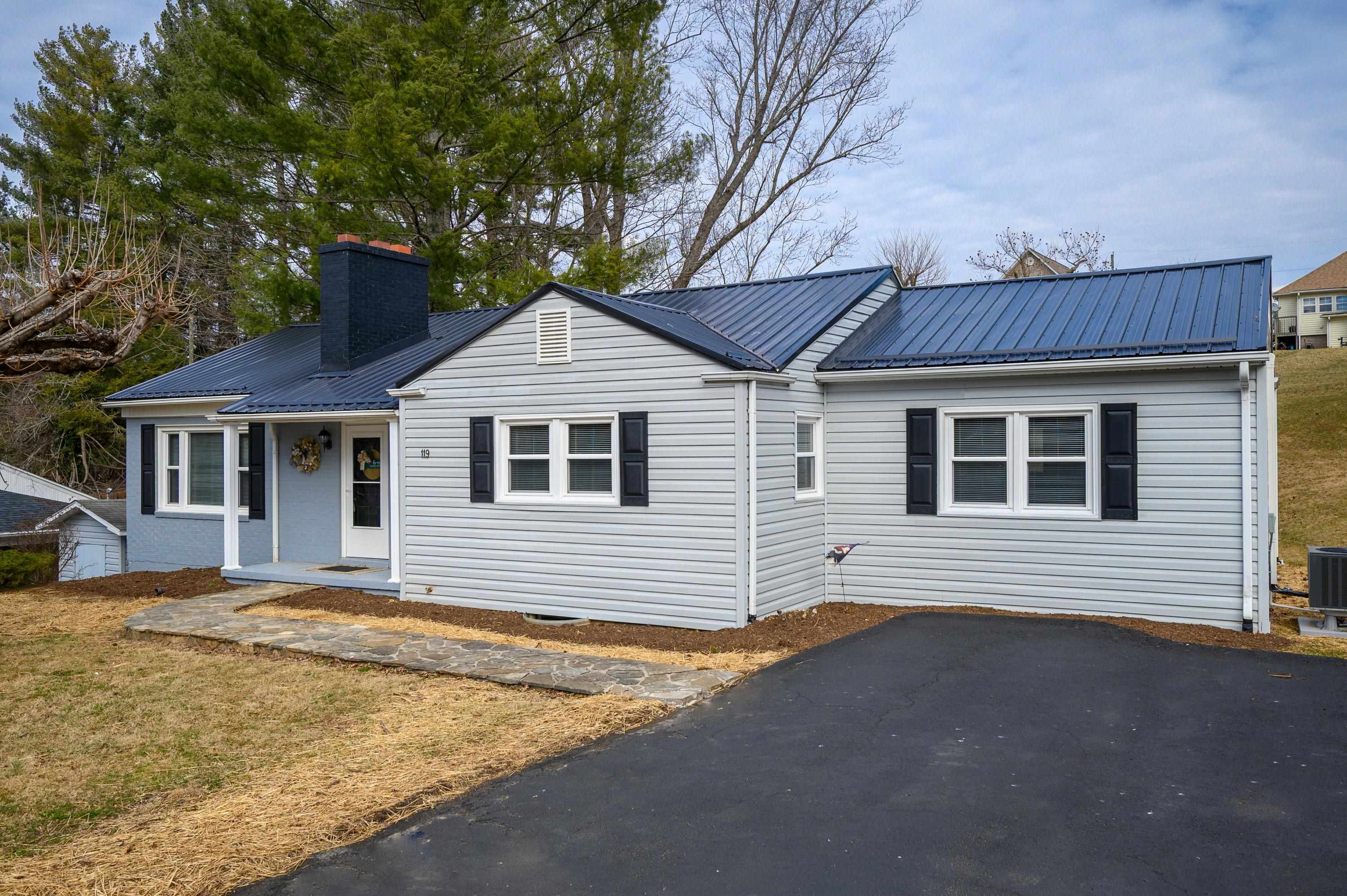 119 Circle Drive Galax VA 24333