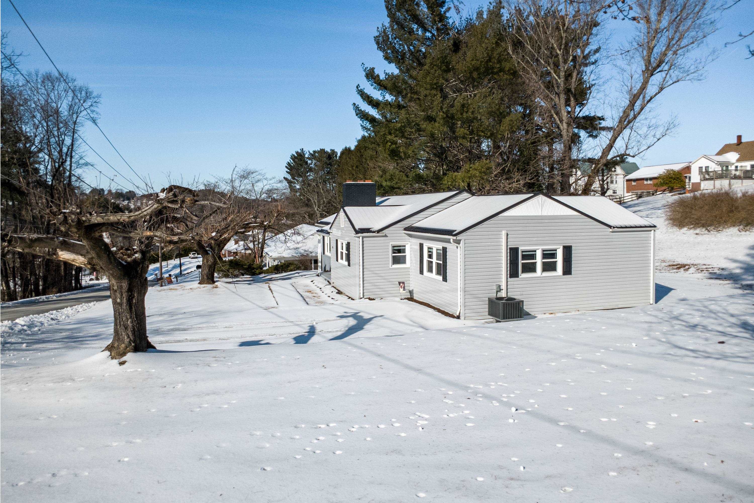 119 Circle Drive Galax VA 24333