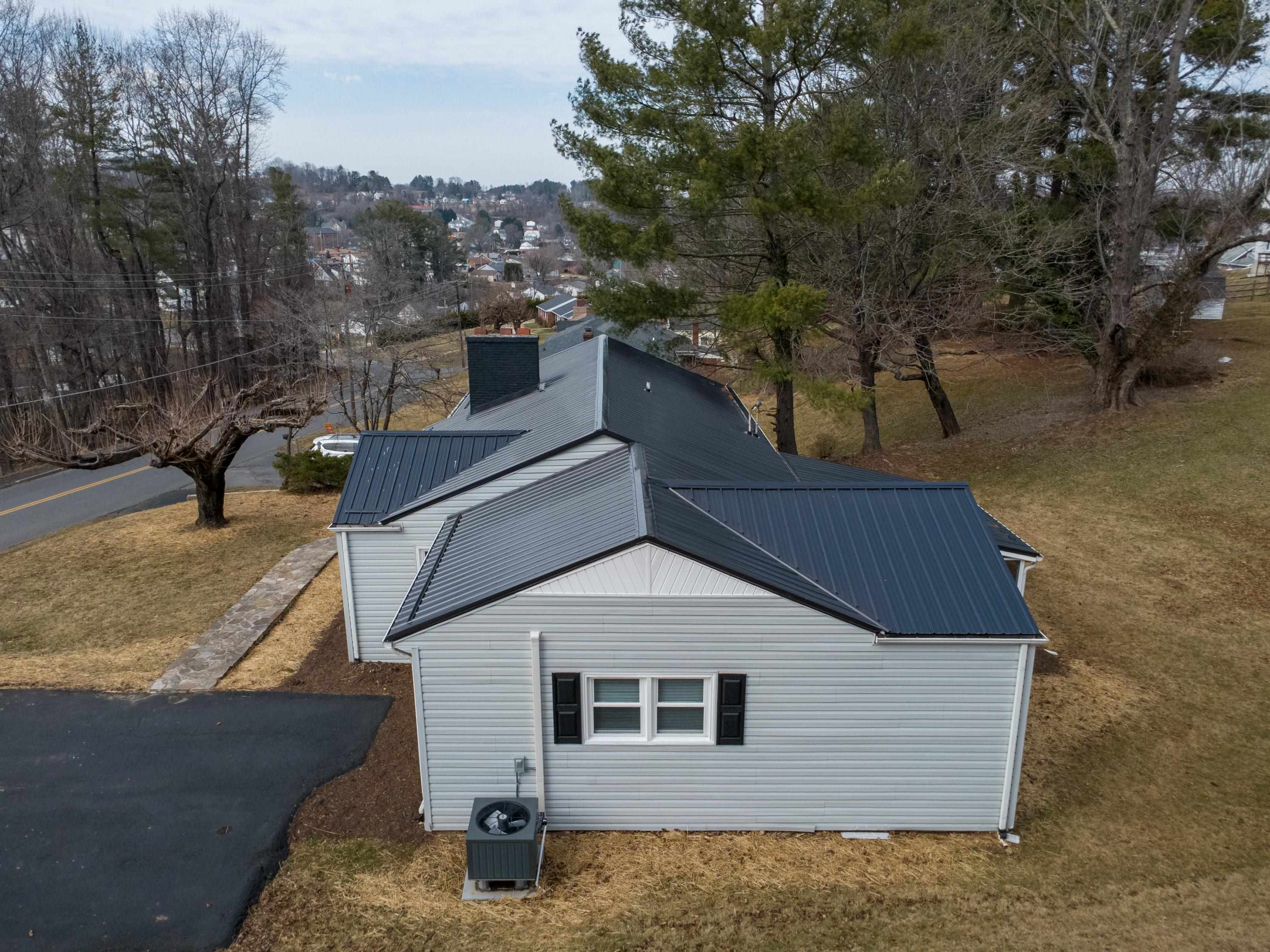 119 Circle Drive Galax VA 24333