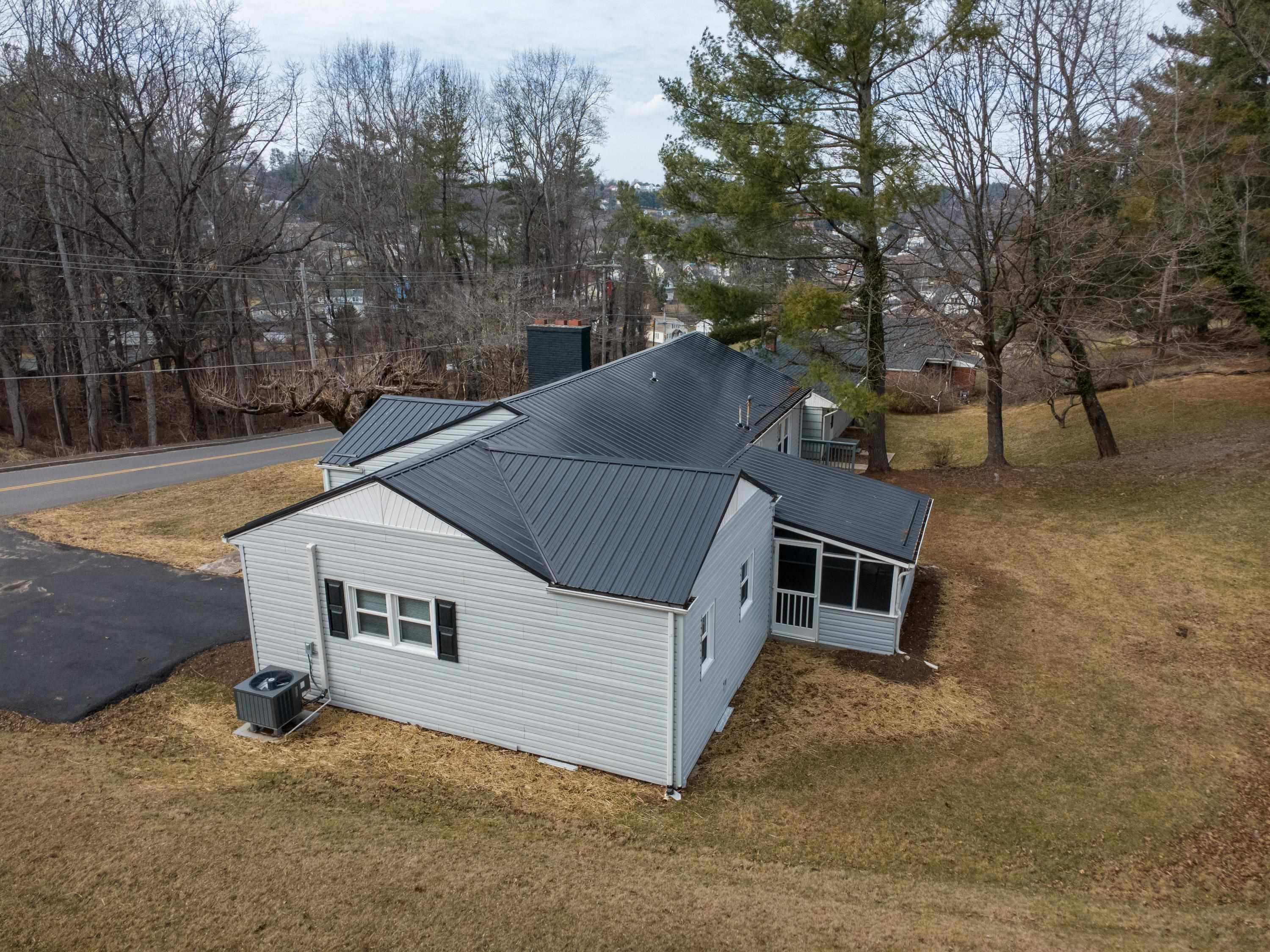 119 Circle Drive Galax VA 24333