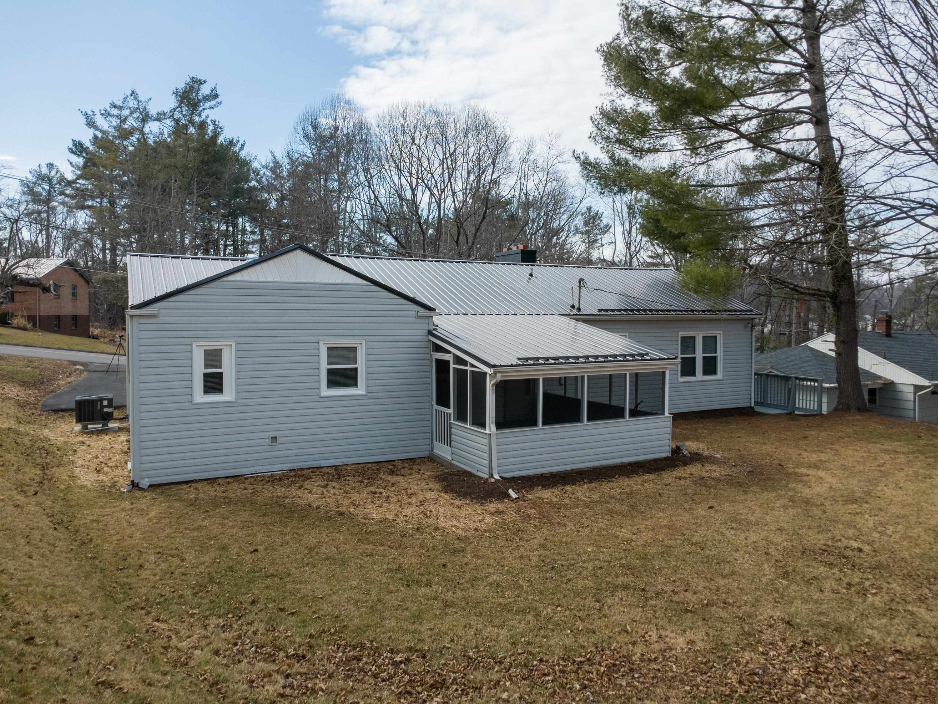 119 Circle Drive Galax VA 24333