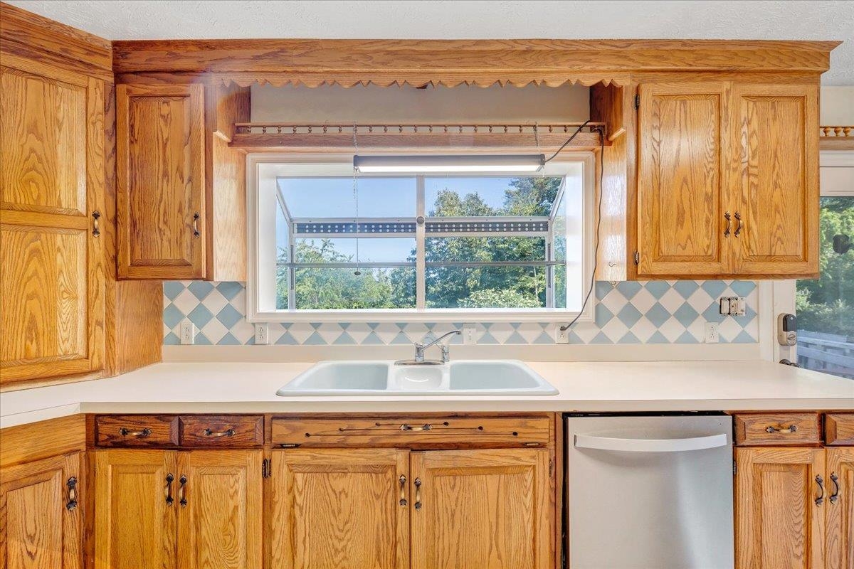 5384 Harvest Road Riner VA 24149