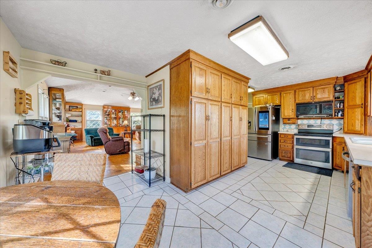5384 Harvest Road Riner VA 24149