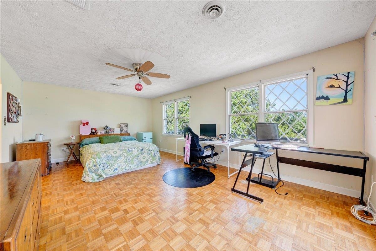5384 Harvest Road Riner VA 24149