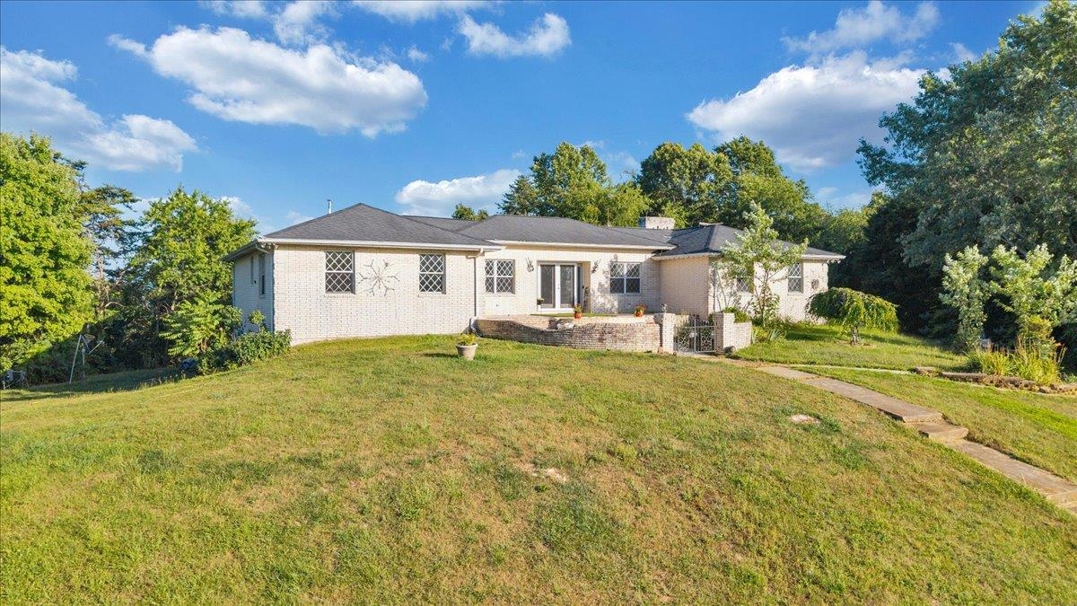 5384 Harvest Road Riner VA 24149