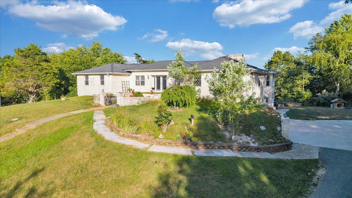 5384 Harvest Road Riner VA 24149