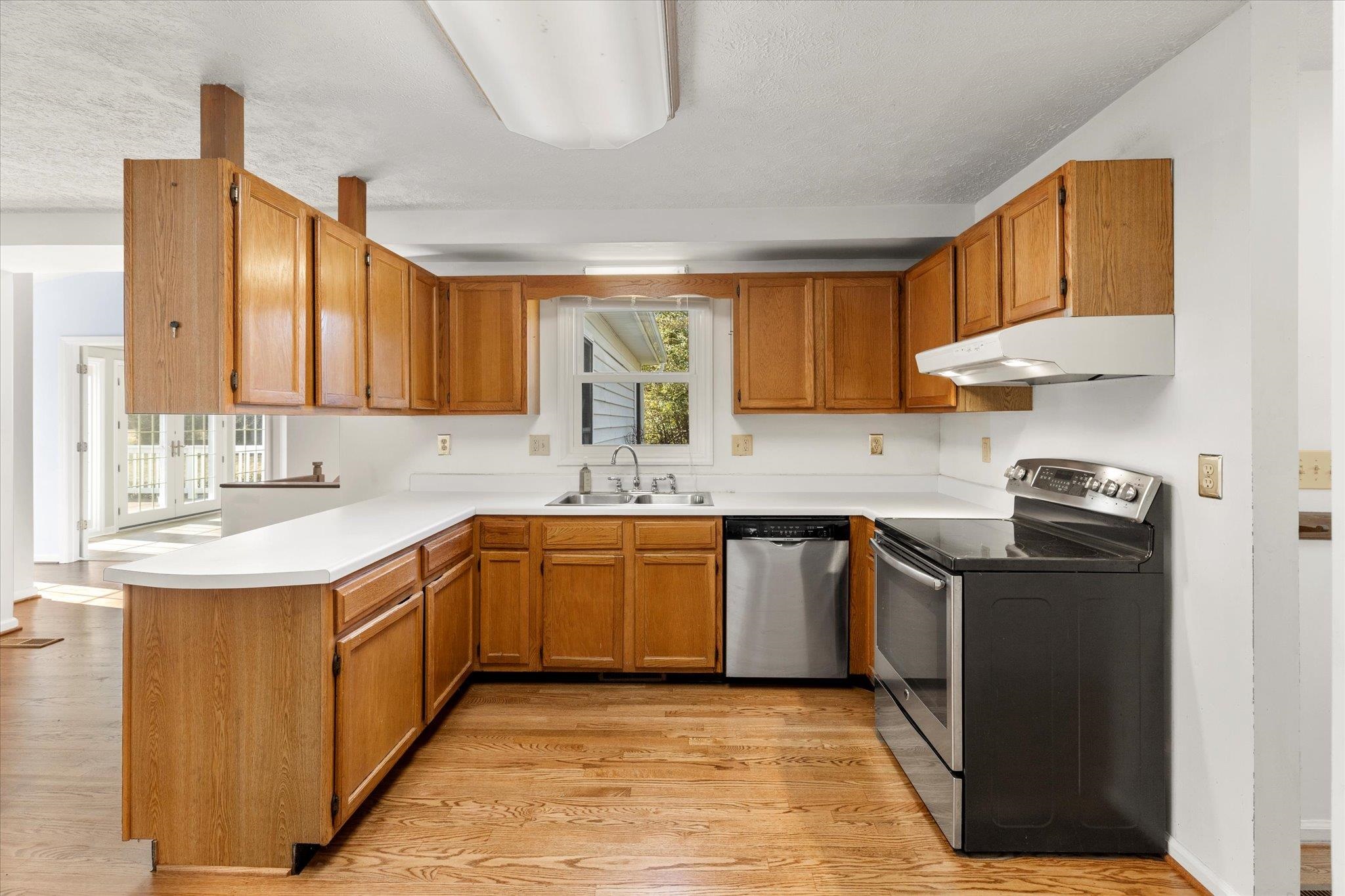 1645 Saint Andrews Circle Blacksburg VA 24060