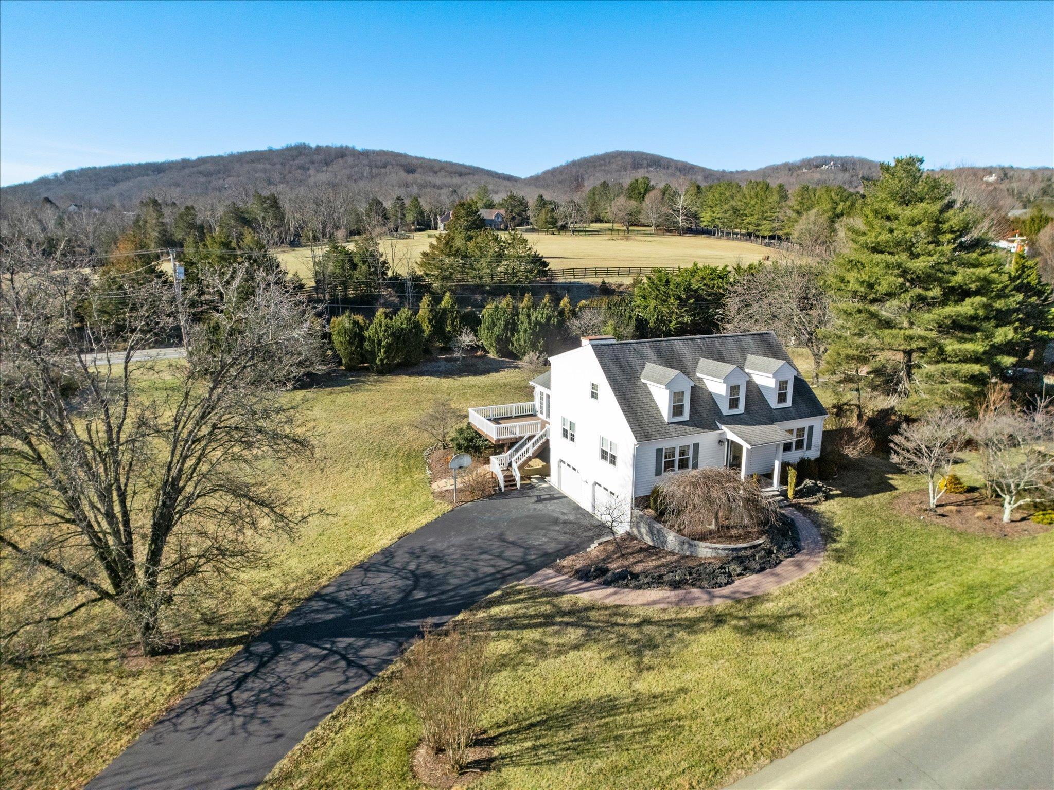 1645 Saint Andrews Circle Blacksburg VA 24060