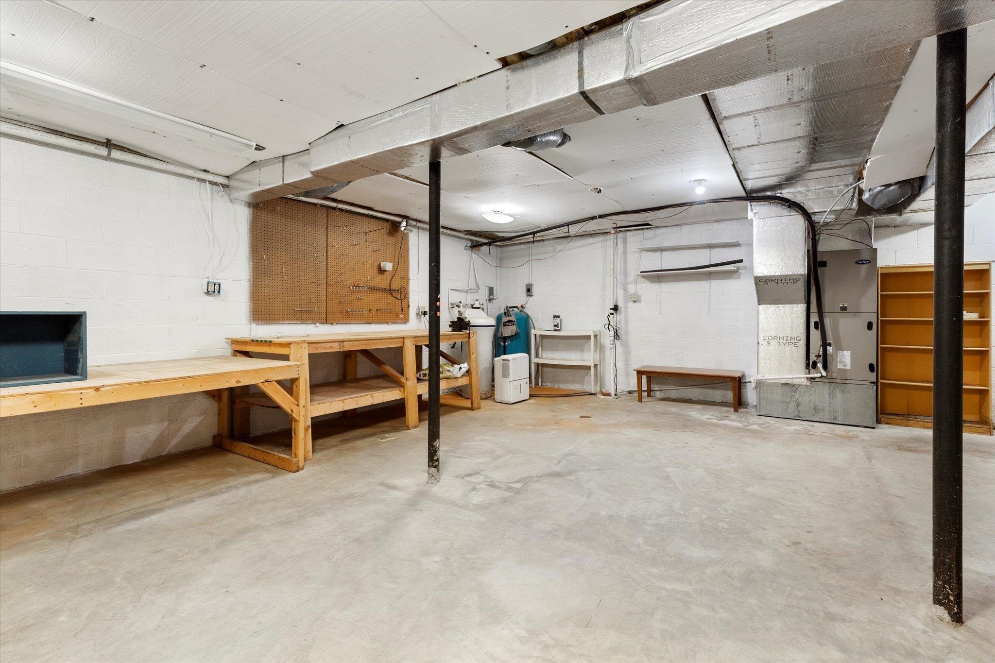 1645 Saint Andrews Circle Blacksburg VA 24060